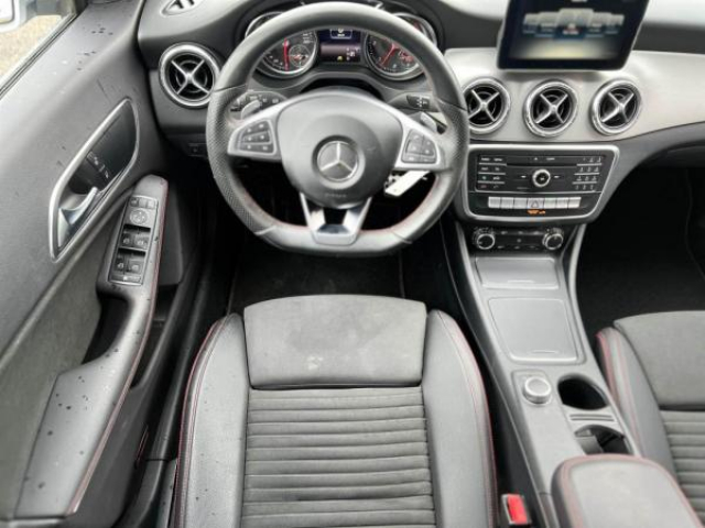 MERCEDES CLA SHOOTING BRAKE CLA 200D 136cv BV7G-DCT + Integration Smartphone + SimiliCuir