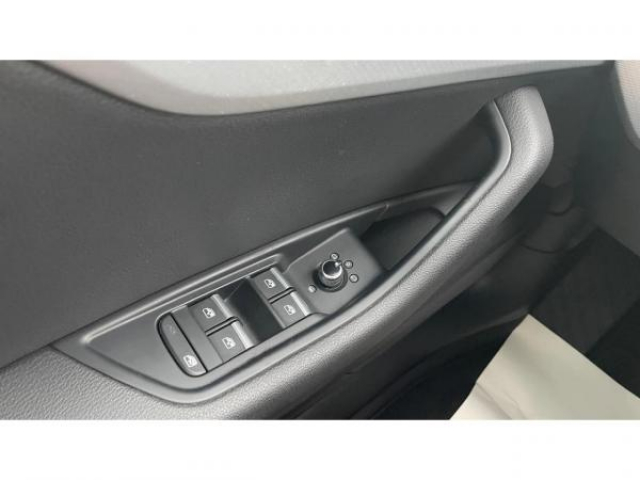 AUDI A4 AVANT Sport Business 35 TDI 150cv S-tronic + Sellerie Cuir