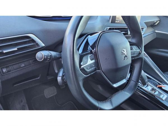 PEUGEOT 3008 Allure 1.5 BlueHDi 130cv EAT8 + Sièges avant chauffants + Roue de Secours
