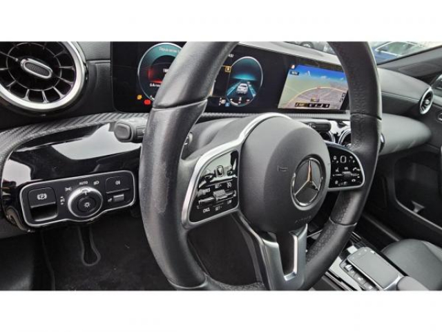 MERCEDES CLASSE A BERLINE Business Line 2L 180d BV 8G-DCT + INTEGRATION SMARTPHONE + écran 10,25 + Sièges chauff