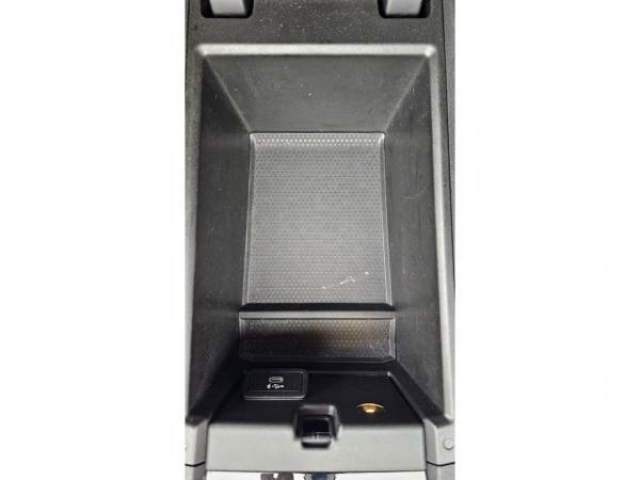 BMW serie 3 touring Lounge 318DA + Attelage Elec + Sellerie Cuir + Sièges AV Chauffants + HIFI 10HP + Alarme