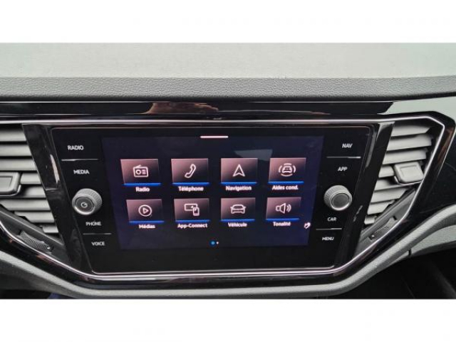 VOLKSWAGEN T-ROC STYLE 2.0 TDI 150cv DSG7 Black Style + Attelage + Camera de recul + Hayon elec + Navigation + JA18