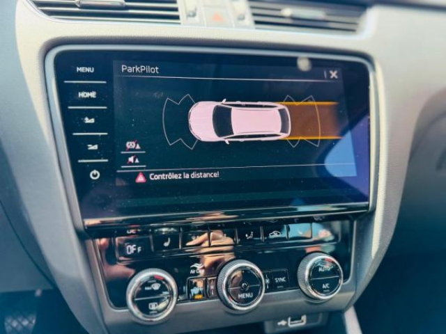 SKODA Octavia combi Active 1.6 TDI 116cv + Pack Hiver + Clim Auto + Full LED + Antibrouillard + JA 17