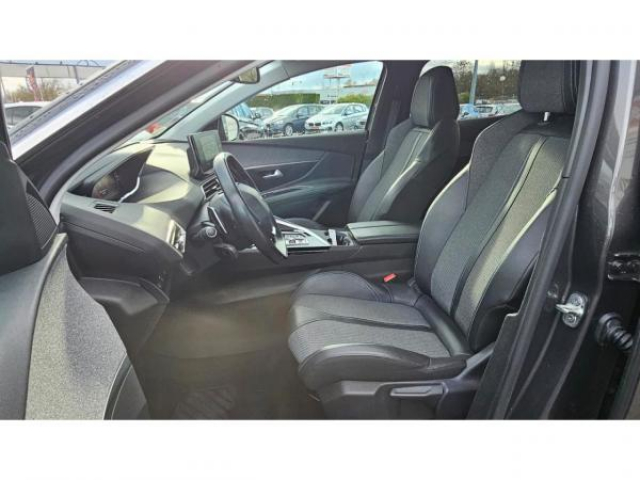 PEUGEOT 3008 Allure Pack 1.5 BlueHDi 130cv EAT8+Pack City2+Hayon motorise+Siege AV Chauffant