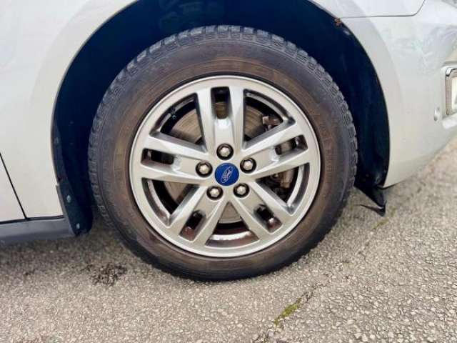 FORD TRANSIT CONNECT/TOURNEO CONNECT GRAND TOURNEO CONNECT Titanium 1.5 EcoBlue 120cv 7 Places + Camera de Recul + Radar AV/AR