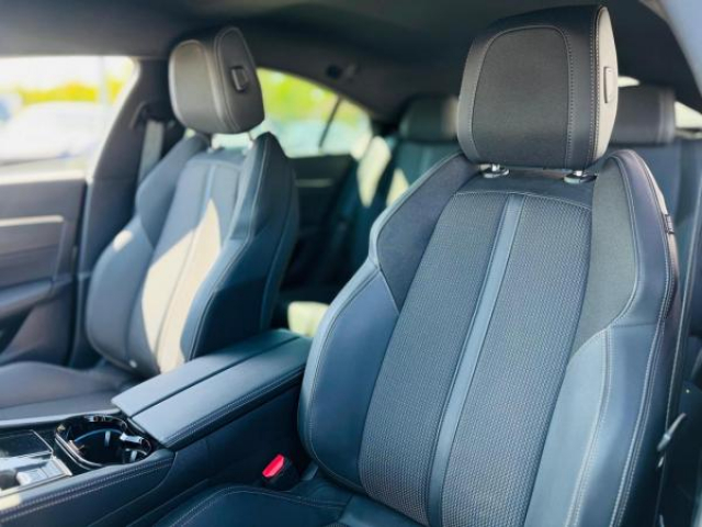 PEUGEOT 508 GT LINE 1.5 BlueHDi 130cv EAT8 + Pack Drive Assist Plus + Pack City 3 + Sièges AV Chauffants