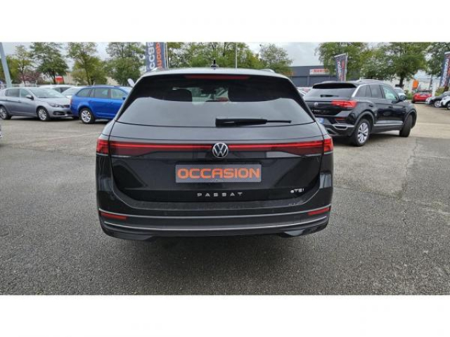 VOLKSWAGEN Passat SW Life Plus 1.5 eTSI 150cv DSG7 + Attelage Trailer Assist +  Pack Wellness 2 + Pack Business