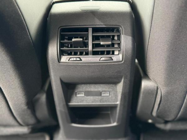 PEUGEOT 308 SW Allure 1.5 BlueHDi 130cv EAT8 + Camera 360 +Sieges AV Chauffants + ADML + Attelage