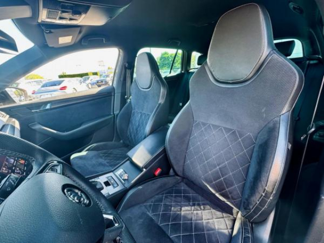 SKODA SUPERB COMBI Sportline 4x4 2.0 TDI 190cv DSG7 + Clim Tri-zone + Sièges av et ar chauffants + Volant Chauff