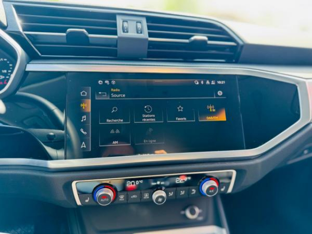 AUDI Q3 SPORTBACK Design 35 TDI 150cv S-tronic + Toit ouvrant + Camera de Recul + JA 19