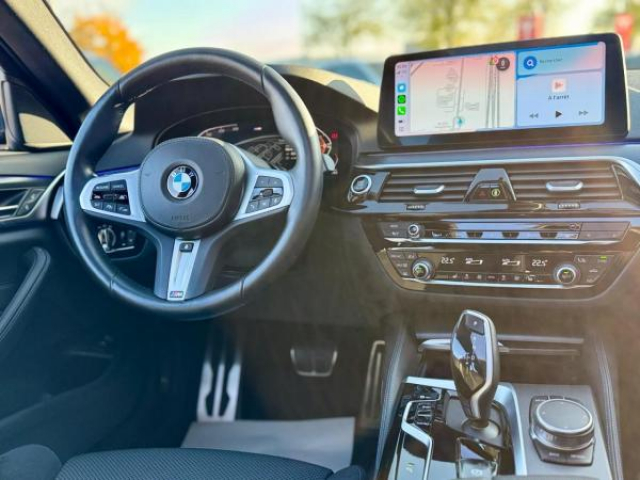 BMW SERIE 5 TOURING M-Sport 520d 190cv + Toit ouvrant panoramique + Driving Assistant + ACC avec Stop&Go