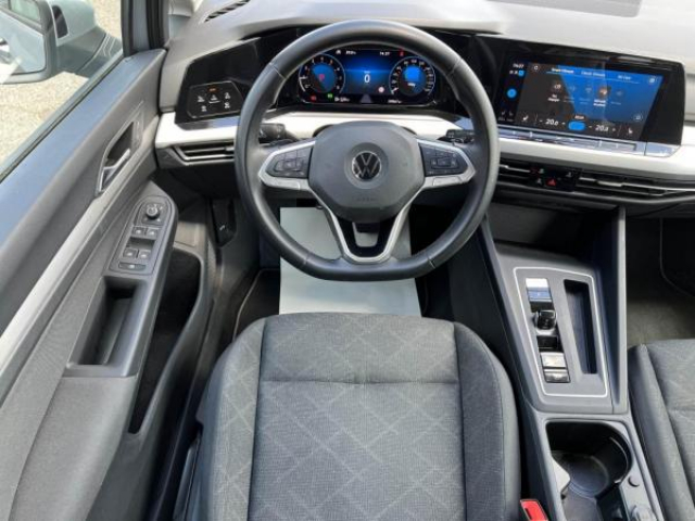 VOLKSWAGEN Golf SW LIFE 1.0 eTSI 110cv DSG7 + Caméra de recul