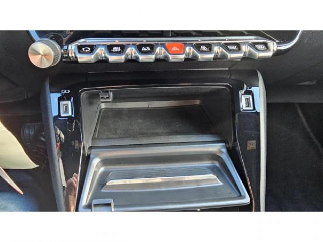 PEUGEOT 2008 Allure 1.5 BlueHDi 130cv EAT8