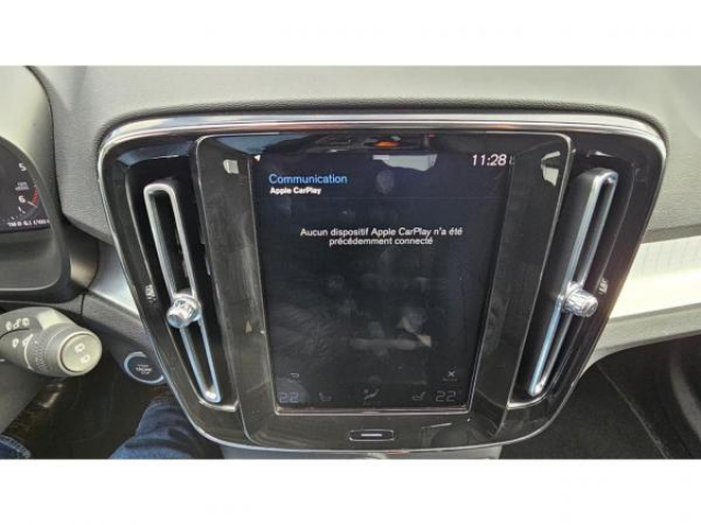 VOLVO XC40 Momentum D3 150cv BVA Geartronic 8 + Pack Hiver + Camera de recul + Navigation
