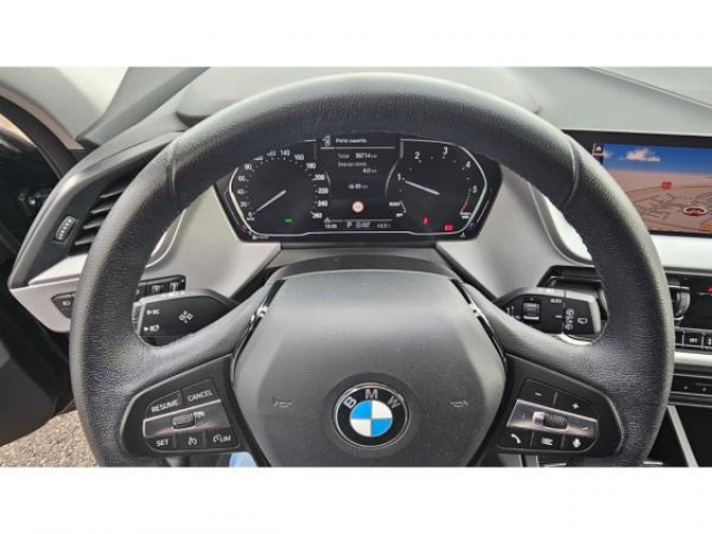 BMW SERIE 1 Advantage 116dA + Carplay + Radar AV et AR + Régulateur de vitesse + Ja16