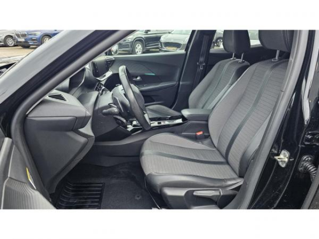 PEUGEOT 2008 ALLURE 1.5 BlueHDi 130cv EAT8 + Visio Park 1 + Navigation 3D