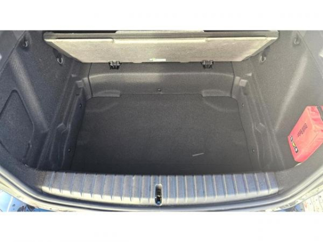 BMW SERIE 1 Advantage Pack Business 116d + Toit ouvrant + Navigation Pro + HIFI + Sièges av chauffants