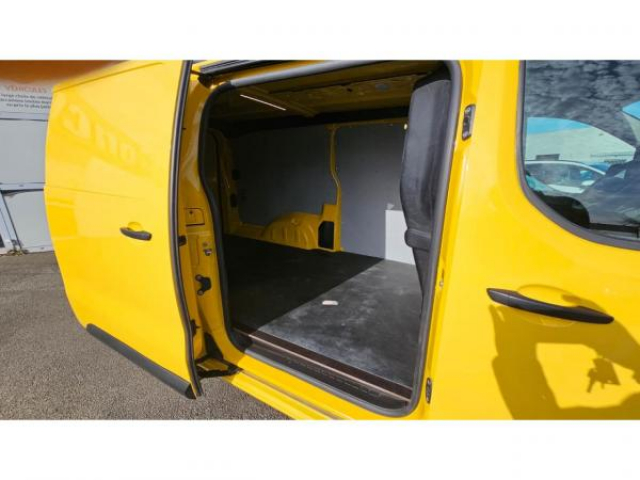 OPEL VIVARO L3H1 2.0 HDi 145cv EAT8 + 3 Places + Camera de Recul + Antibrouillard + Pack GPS + TVA RECUPERABLE