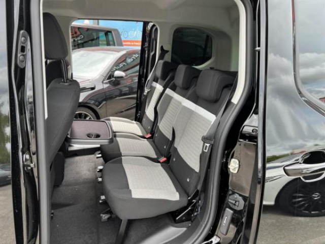 CITROEN BERLINGO Max VP M 1.5 BlueHDi 130cv EAT8 + Drive Pack + Navigation et Mirror Screen + NEUF 0KM