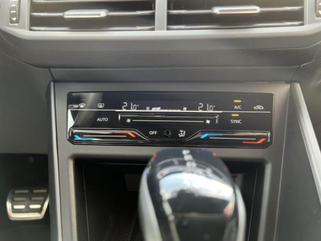 VOLKSWAGEN TAIGO R-Line  1.0 TSI 110cv DSG7 inclus Matrix LED IQ.LIGHT et Camera de recul + Roue de Secours
