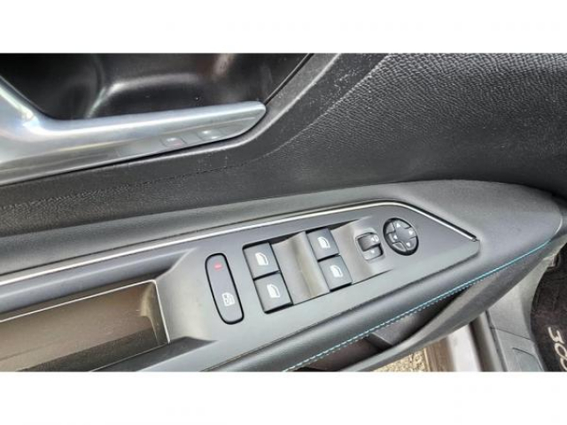 PEUGEOT 3008 Allure Pack 1.5 BlueHDi 130cv EAT8 + Sieges avant chauffants