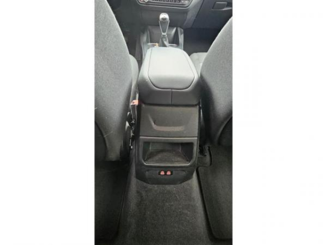 BMW SERIE 1 Advantage 116d + Carplay + Radar AV et AR + Régulateur de vitesse + JA 548