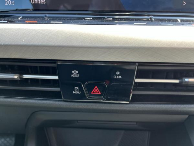 VOLKSWAGEN GOLF Life 1.0 eTSI 110cv DSG7 Inclus DISCOVER MEDIA