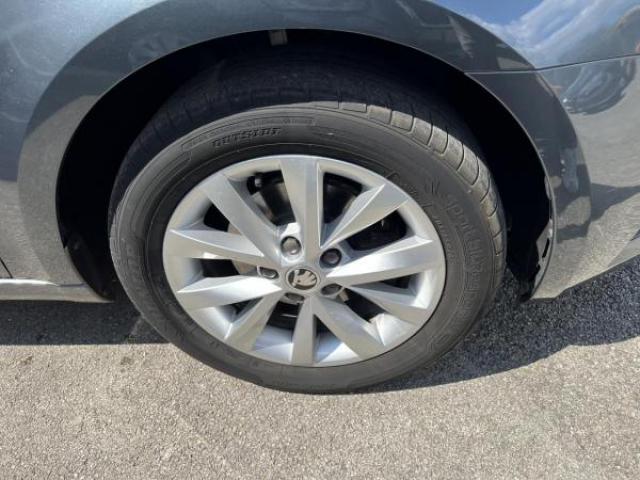 SKODA Octavia combi 1.6 TDI 116cv + Toit ouvrant panoramique + Camera de recul + Amundsen + Sieges AV Chauf