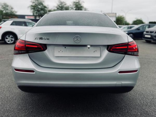 MERCEDES CLASSE A BERLINE Business Line 180d 7G-DCT + Camera de Recul + Sièges avant chauffants