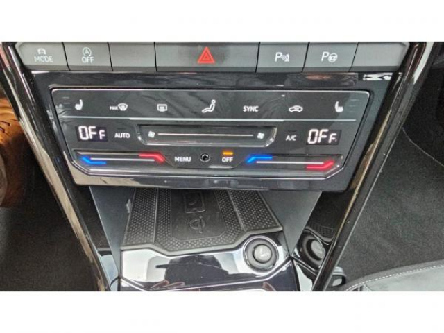 VOLKSWAGEN T-ROC R-LINE 2.0 TDI 150cv DSG7 + SIEGE ERGOACTIVE CHAUFFANT + MASSANT COTE CONDUCTEUR