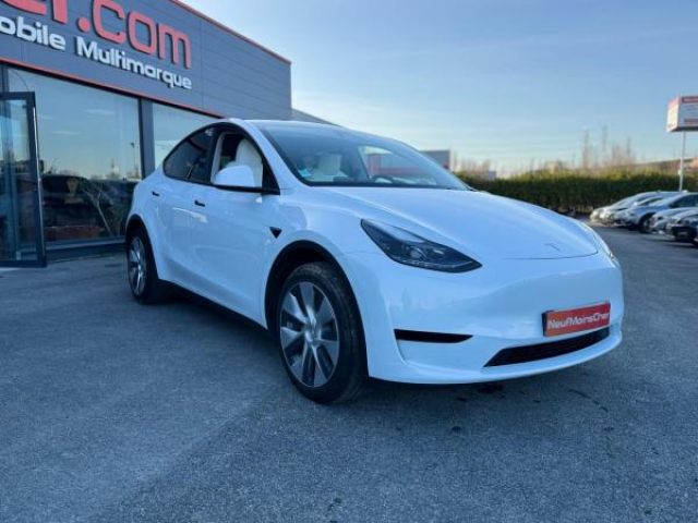 TESLA MODEL Y Propulsion MY2022 + Intérieur Premium noir et blanc + TVA Recuperable