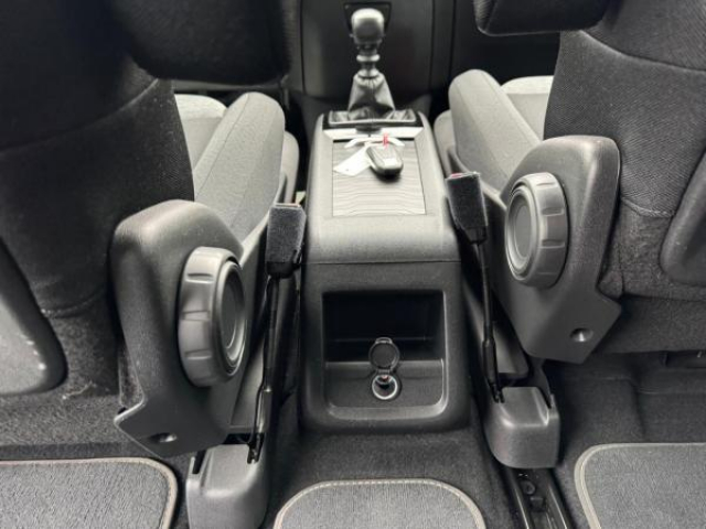 CITROEN GRAND C4 SPACETOURER BUSINESS 1.5 BlueHDi 130cv + Vitres latérales et arrière surteintées + RS