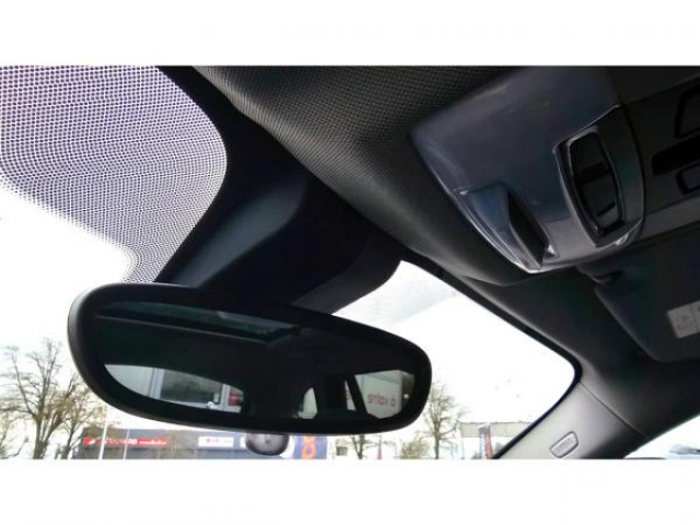 BMW X1 Lounge sDrive 18dA BVA 150cv + Toit Ouvrant + Camera de recul + Sellerie Cuir + Harman Kardon