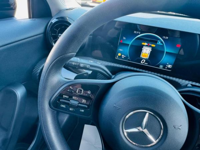 MERCEDES CLASSE A Business Line 200d BV 8G-DCT + Intégration smartphone