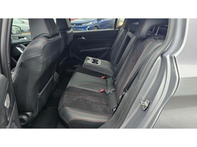 PEUGEOT 308 GT Pack 1.5 BlueHDi 130cv + Toit pano + Attelage + Pack Side Security + Roue de Secours