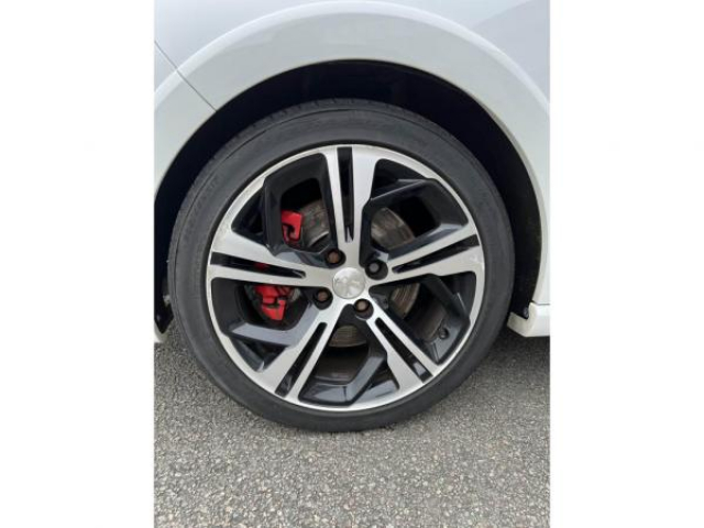 PEUGEOT 208 1.6 THP - 200  GTi