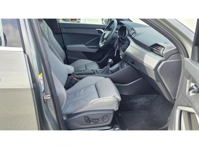 AUDI Q3 SPORTBACK Design 35 TDI 150cv S-tronic + Toit ouvrant + Camera de Recul + Pack Intérieur S-line