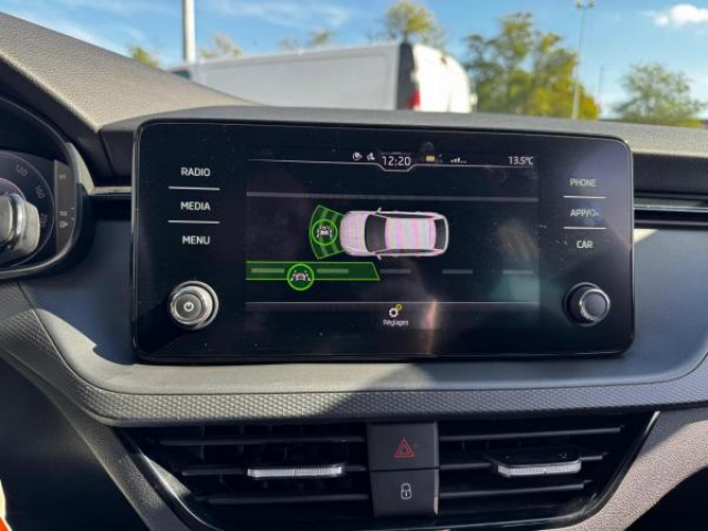 SKODA SCALA Ambition 1.6 TDI 116cv DSG7 + Digital Cockpit + Attelage Elec + Sièges AV Chauffant