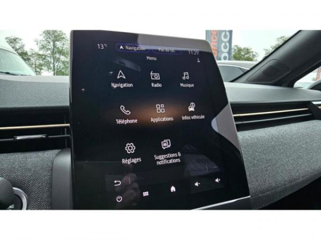 RENAULT CLIO Lutecia 1.0Tce 90cv X-Tronic + GPS avec écran 9,3 + Camera de Recul + JA17 + RS