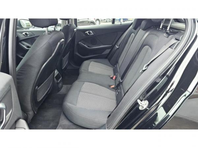 BMW SERIE 1 Advantage 116dA + Radar AV et AR + Régulateur de vitesse + Jantes 16 + Roue de secours