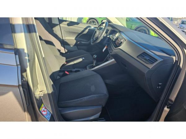 VOLKSWAGEN POLO Lounge 1.6 TDI 95cv + Antibrouillard AV + Radar AV et AR + Discover Media