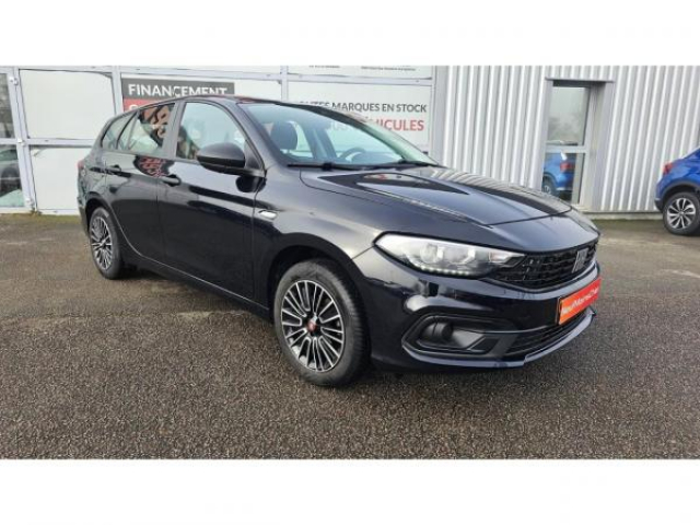 FIAT TIPO SW 1.0 FireFly Turbo 100cv + Système de Navigation