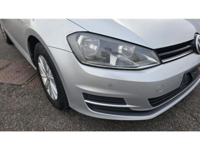VOLKSWAGEN Golf SW Trendline 1.6 TDI 105cv + RADAR AV ET AR