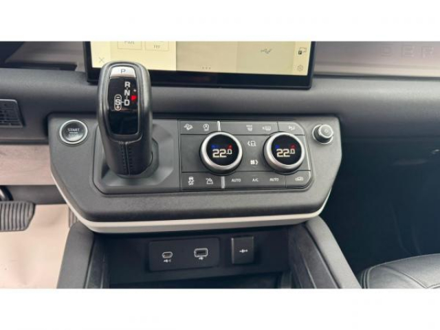 LAND ROVER DEFENDER 90 S D200 AWD BVA8 MHEV 3.0L 200cv 5 PLACES