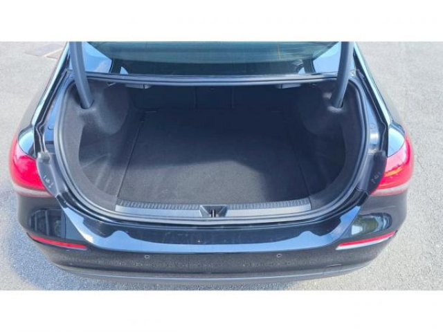 MERCEDES CLASSE A BERLINE Business Line 180D 7G-DCT + Pack navigation