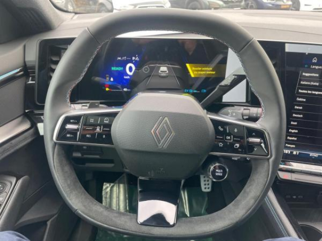 RENAULT ESPACE Esprit Alpine E-Tech Full Hybride 200cv BV CVT 7 places + Toit en verre panoramique + NEUF 0KM