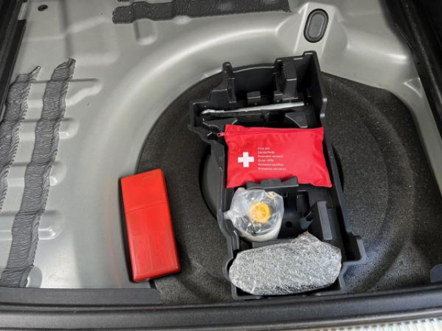 DS DS 7 CROSSBACK Performance Line 1.5 BlueHDi 130cv EAT8 + Aide au stationnement avant/arrière