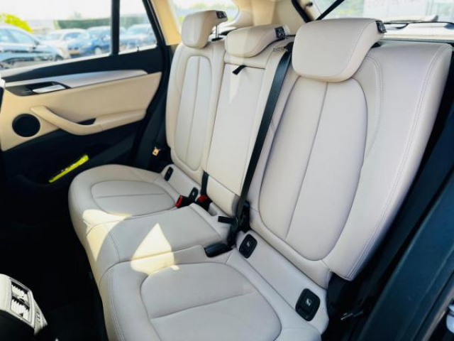 BMW X1 Design sDrive 16dA + Cuir + Sieges AV Chauffant + Affichage HUD + Carplay