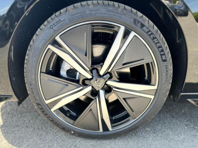 PEUGEOT 308 GT 1.5 BlueHDi 130cv EAT8 + NEUF 0KM
