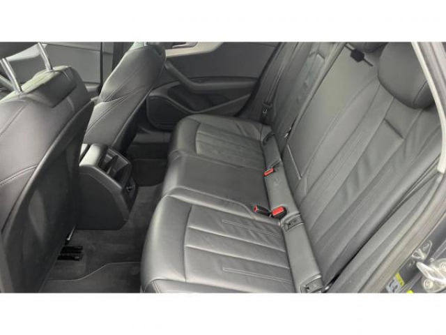 AUDI A4 AVANT Sport Business 35 TDI 150cv S-tronic + Sellerie Cuir